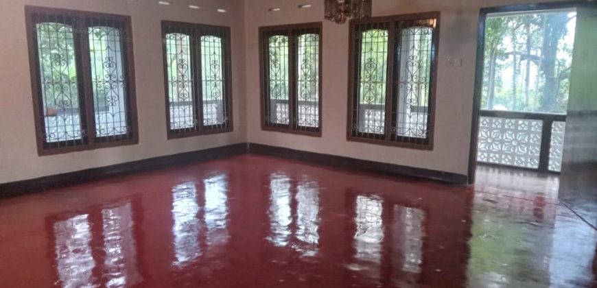 One acres land & simple two story house for sale in Lakshapana Hatton