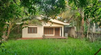 Land with House for Sale in Bandirippuwa, Wennappuwa