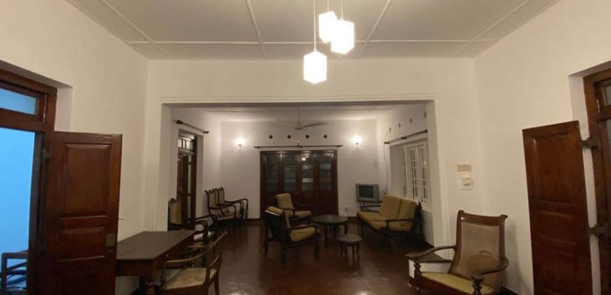 Hikkaduwa – 5 Bedroom Villa for Moonthly Rent